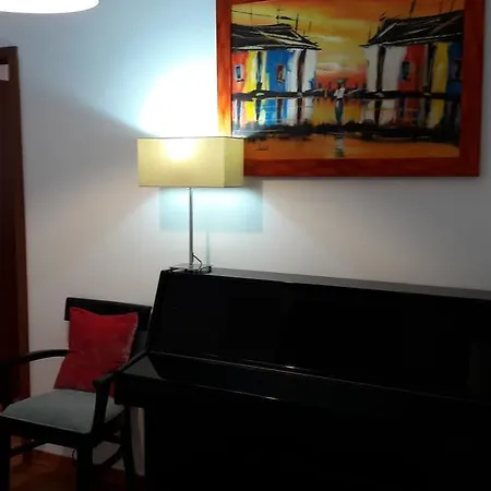 Veiga Beirao Flat Paço de Arcos