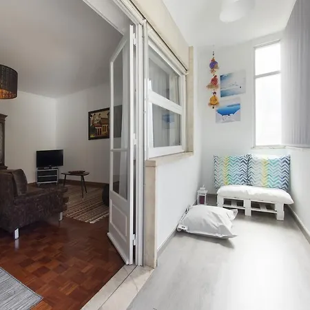 Veiga Beirao Flat Paço de Arcos